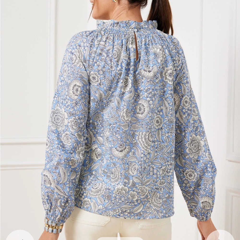 Talbots HERBACEOUS VINES SMOCKED TOP size medium. 26” long, 19” pit to‎ pit - Picture 2 of 11